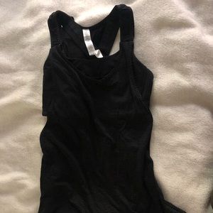 Lululemon athletic top